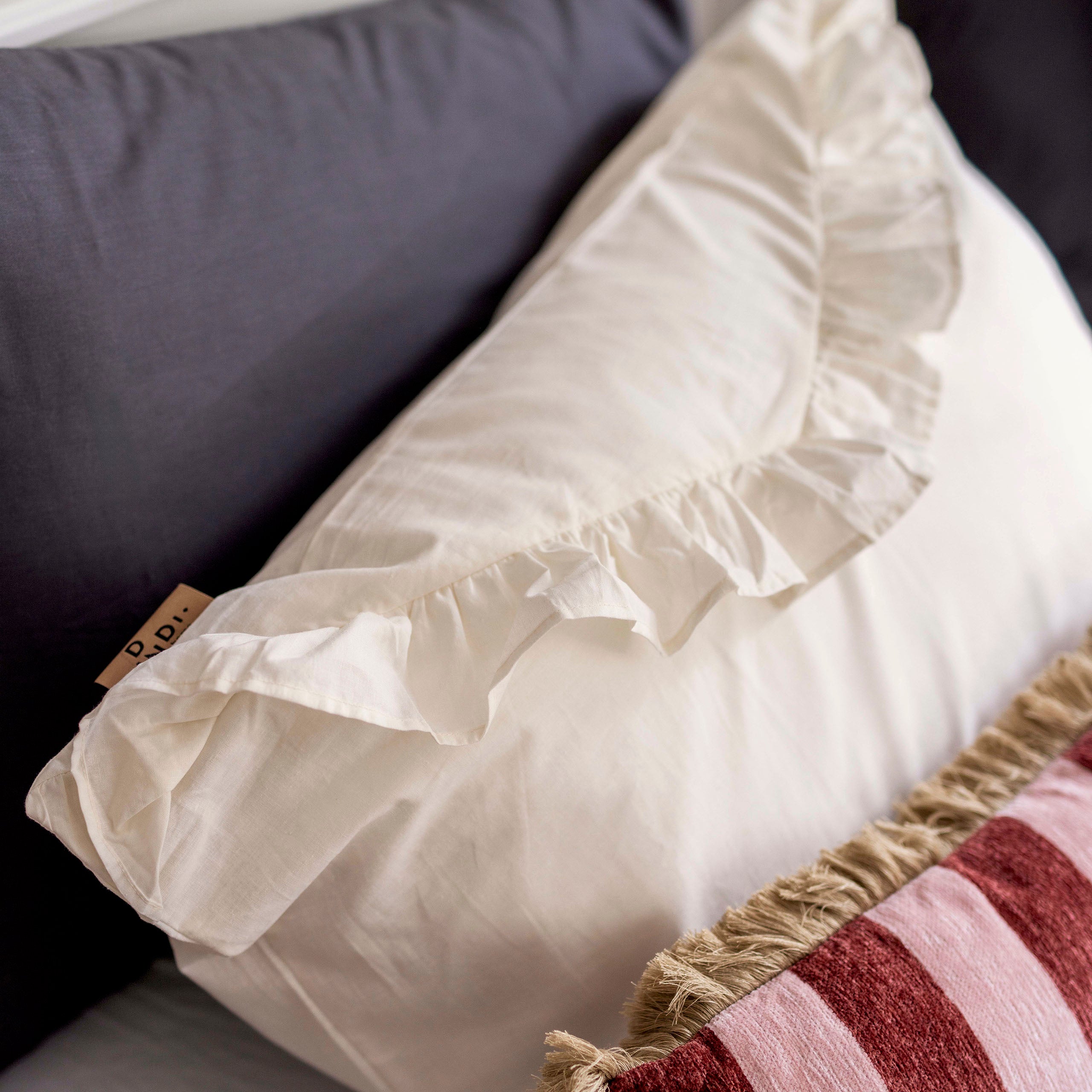 Dekbedovertrek White Ruffle Off White