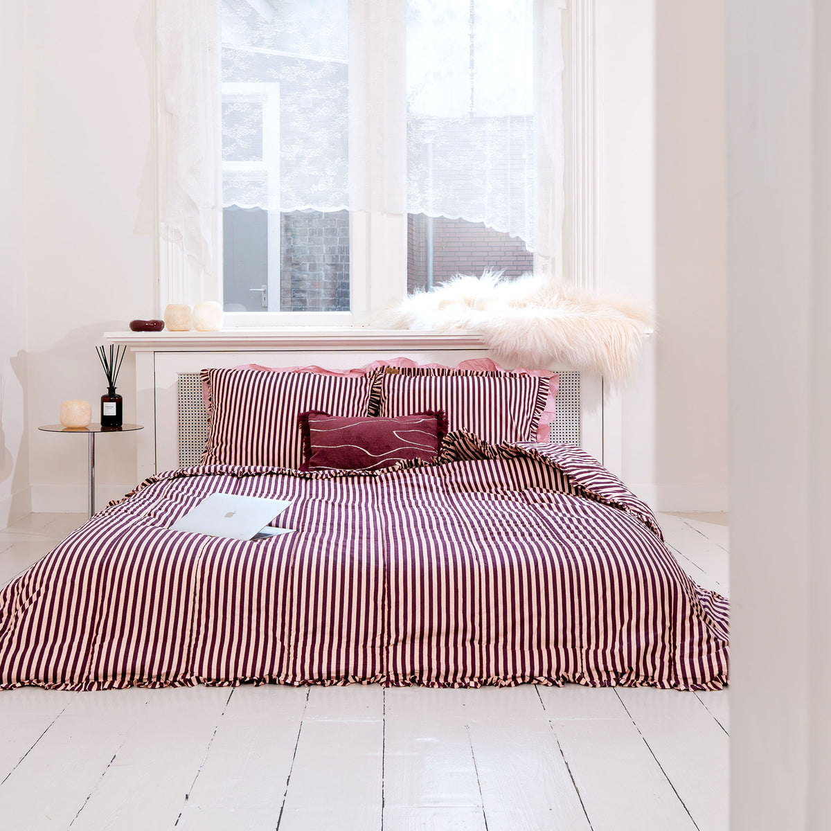 Dekbed zonder overtrek Cheeky Ruffles - Roze / Bordeaux