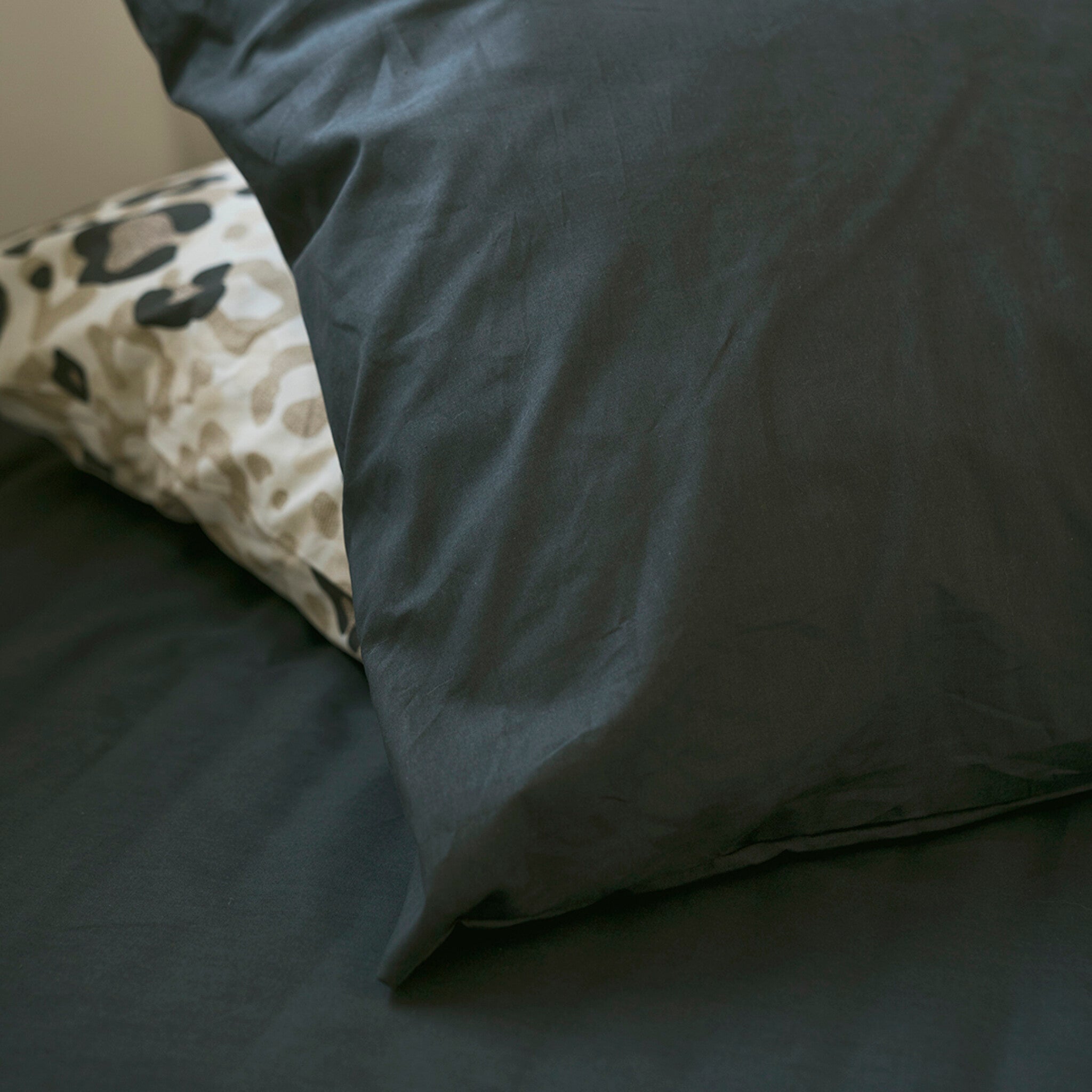 Kussensloop Plain Beauty Zwart 2x 60x70